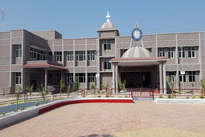 Christukula Mission Women's English Medium College campus in Satna, Madhya Pradesh, India — photo 1