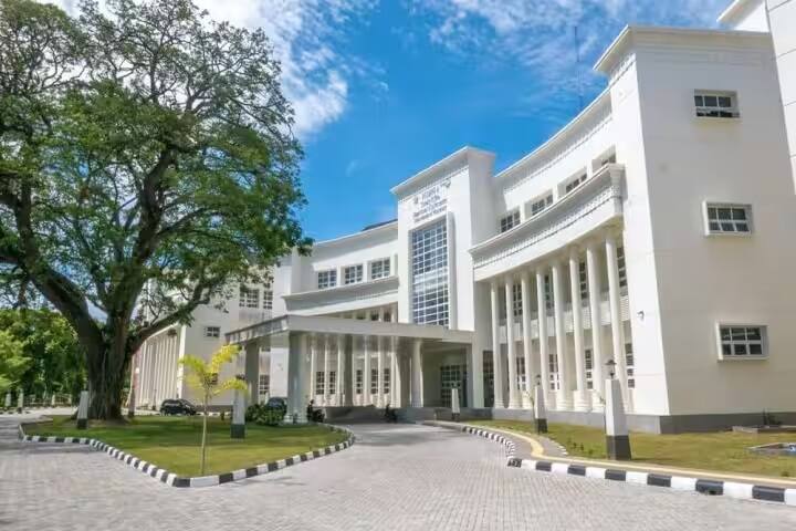 Unity Degree College campus in Visakhapatnam, Andhra Pradesh, India — photo 1