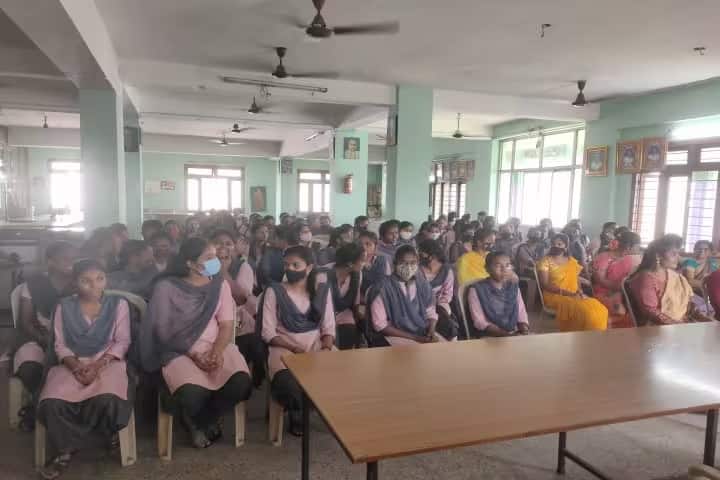 Sri Gowri Degree and PG College campus in Visakhapatnam, Andhra Pradesh, India — photo 4