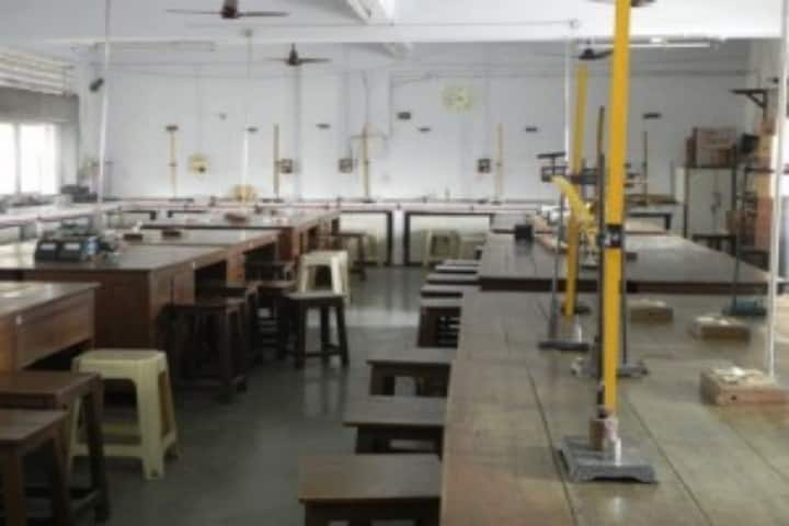 Maharashtra College of Arts Science and Commerce campus in Mumbai, Maharashtra, India — photo 5