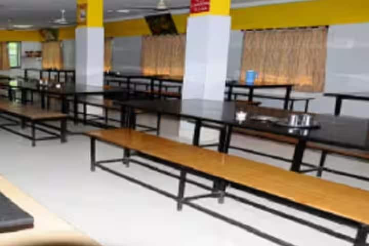 BV Raju College campus in Bhimavaram, Andhra Pradesh, India — photo 3