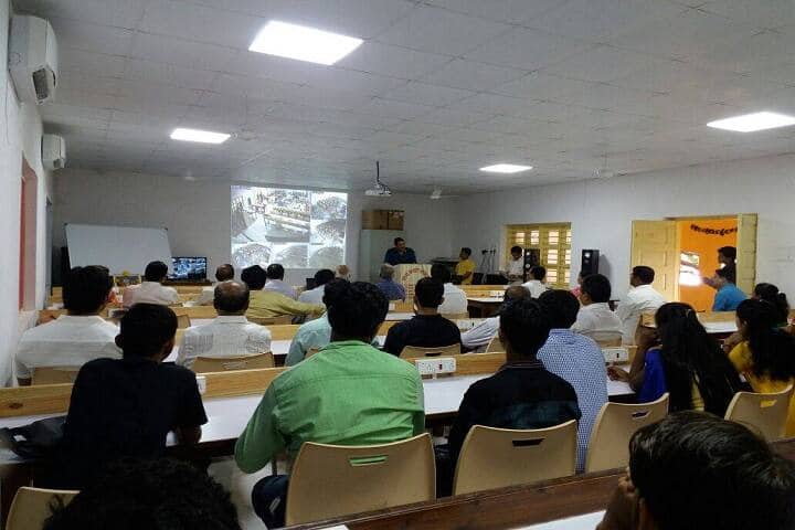 Sau Sitabai Ramkrushna Karandikar Senior College of Commerce and Late Mehernosh Boman Burjor Irani College of Arts campus in Palghar, Maharashtra, India — photo 5