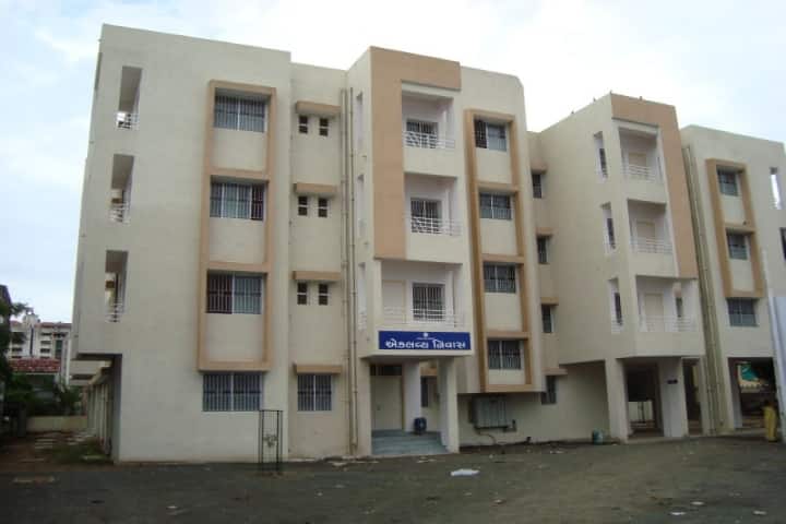 Sardar Patel University campus in Vallabh Vidhyanagar, Gujarat, India — photo 5