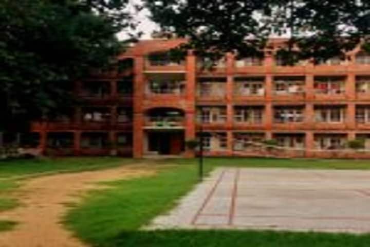 Christian Dental College campus in Ludhiana, Punjab, India — photo 3