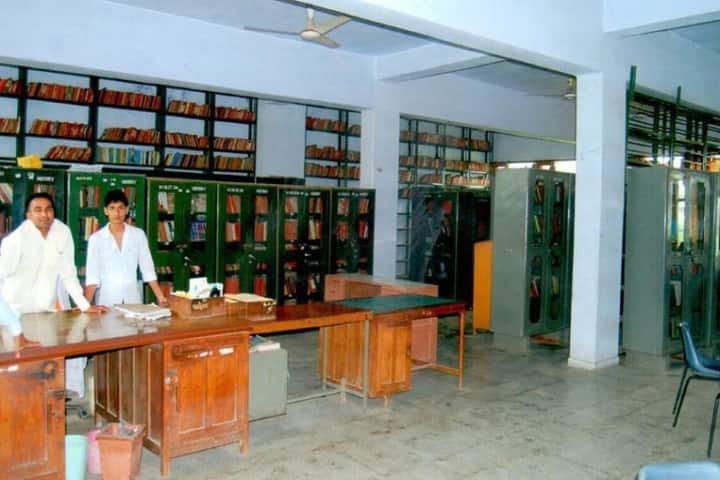 KM Government College campus in Jind, Haryana, India — photo 4