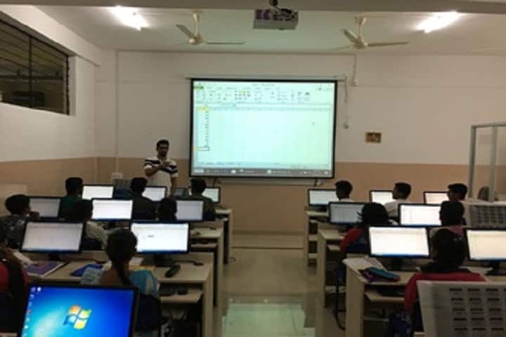 Sri K Puttaswamy First Grade College campus in Mysuru, Karnataka, India — photo 3