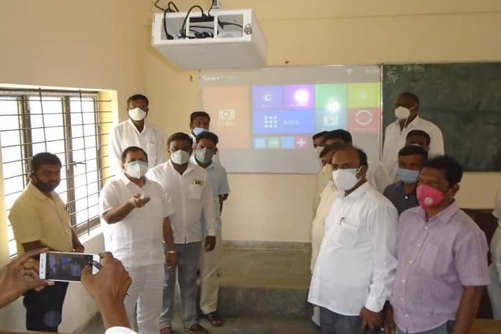 Government First Grade College campus in Santhebennur, Karnataka, India — photo 3