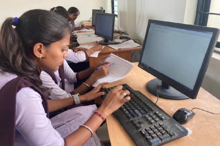 Government First Grade College campus in Santhebennur, Karnataka, India — photo 5