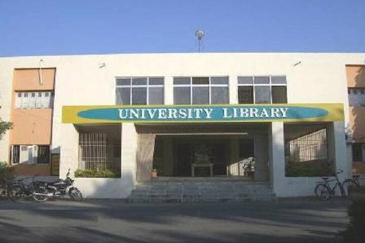 JAU Junagadh campus in Junagadh, Gujarat, India — photo 4