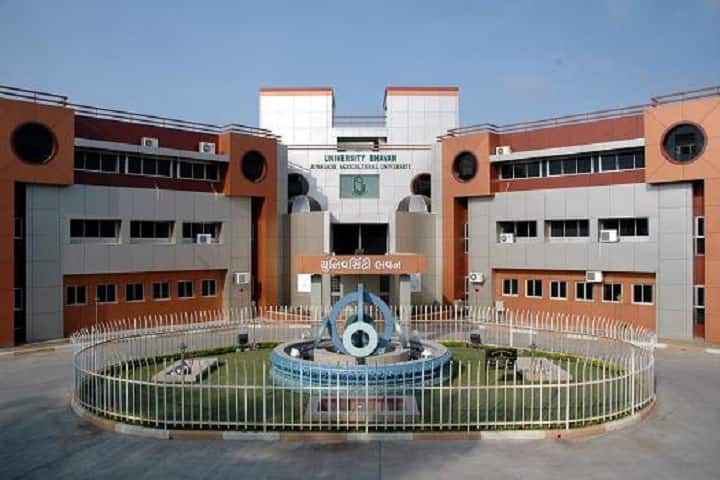 JAU Junagadh campus in Junagadh, Gujarat, India — photo 5