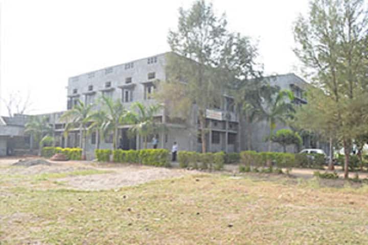 Sardar Vallabhbhai Patel Arts and Science College campus in Ainpur, Maharashtra, India — photo 1