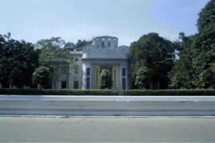 Lucknow University campus in Lucknow, Uttar Pradesh, India — photo 4