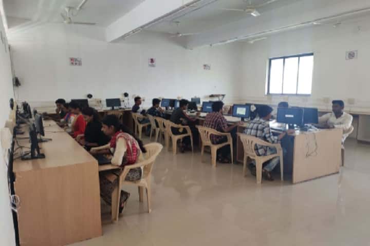 Keshavrao Patil Institute of Pharmacy campus in Osmanabad, Maharashtra, India — photo 2