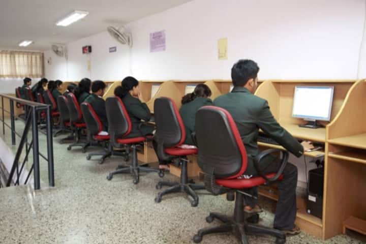 JSS College of Pharmacy campus in Mysuru, Karnataka, India — photo 1
