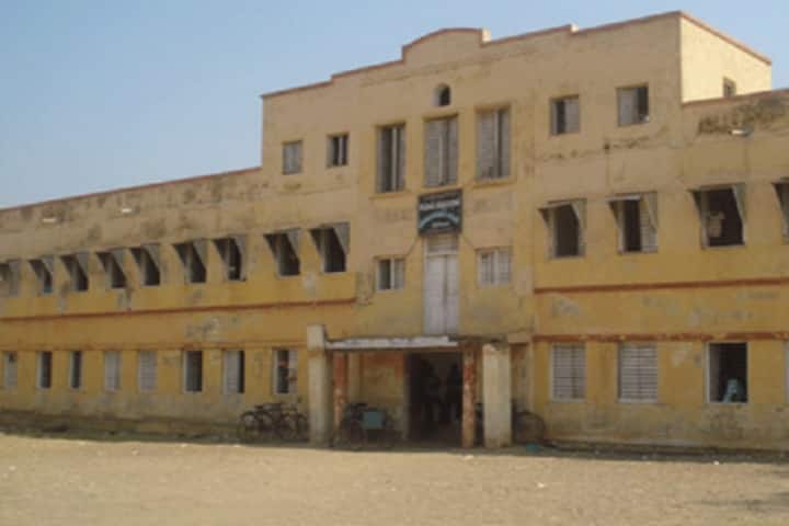 Shri Kalmeshwar Vidya Prasarak Samiti's Arts Science and Commerce College campus in Hole Alur, Karnataka, India — photo 1