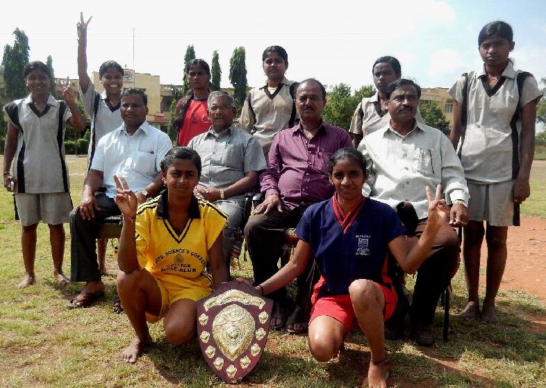 Shri Kalmeshwar Vidya Prasarak Samiti's Arts Science and Commerce College campus in Hole Alur, Karnataka, India — photo 4