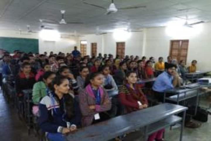 Smt SS Patel Nootan Science and Commerce College campus in Mehsana, Gujarat, India — photo 2
