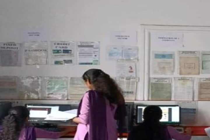 Divekar College of Commerce campus in Karwar, Karnataka, India — photo 4