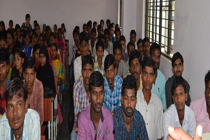 Government First Grade College campus in Raichur, Karnataka, India — photo 5