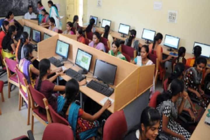 Government College for Women campus in Madduru, Karnataka, India — photo 3