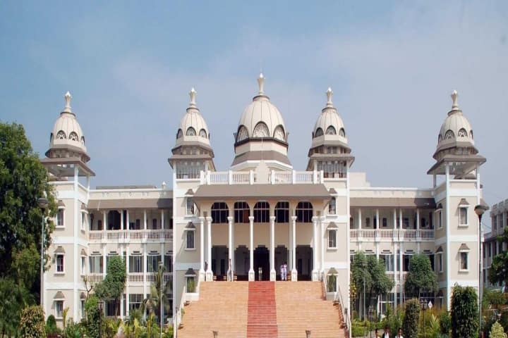 DMIHER campus photo