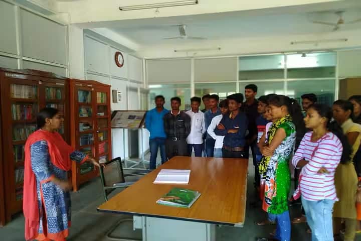 Government GNA PG College campus in Bhatapara, Chhattisgarh, India — photo 4