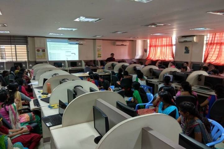 Velammal Institute of Technology campus in Chennai, Tamil Nadu, India — photo 4