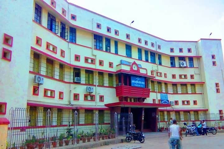 Government Ayurvedic College campus in Patna, Bihar, India — photo 2