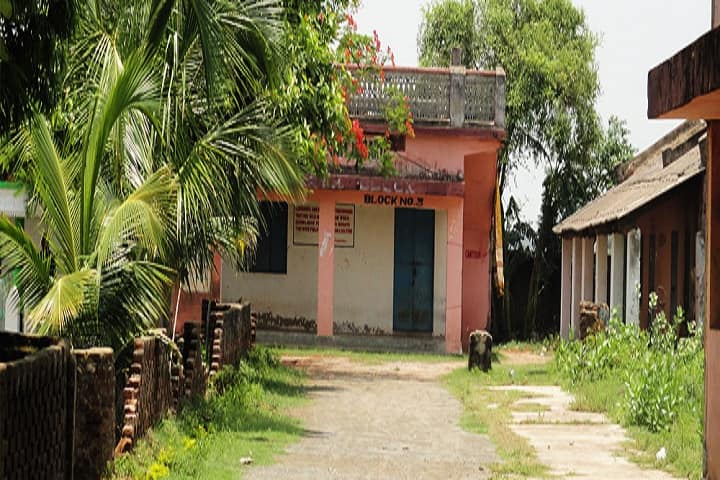 Panchayat Prahallad College campus in Niashcintakoili, Odisha, India — photo 3