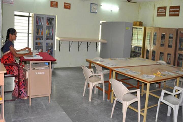 Sita Subbaraju Memorial College campus in Raichur, Karnataka, India — photo 3