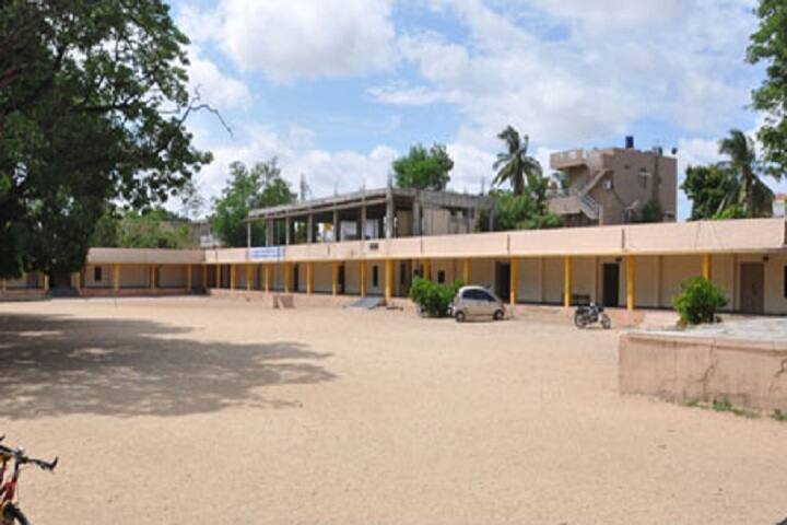Sita Subbaraju Memorial College campus in Raichur, Karnataka, India — photo 5
