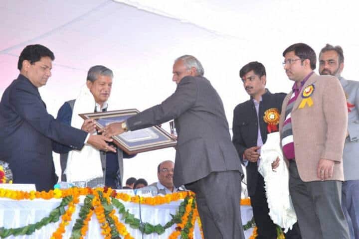 Uttarakhand Ayurved University campus in Dehradun, Uttarakhand, India — photo 6