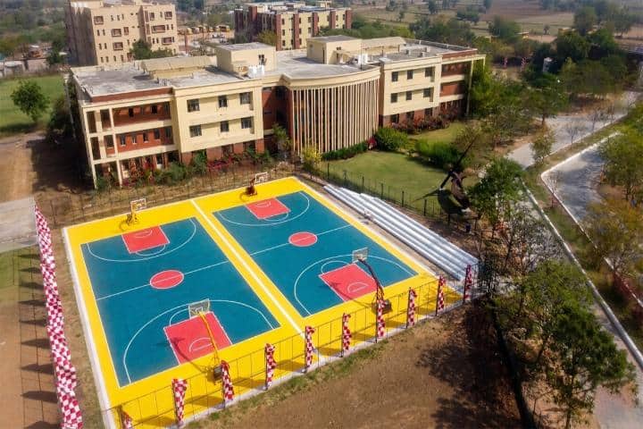 ITM SLS Baroda University campus in Vadodara, Gujarat, India — photo 2