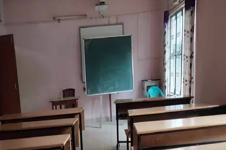 Majuli College campus in Jorhat, Assam, India — photo 4