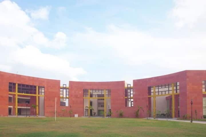 JKLU Jaipur campus in Jaipur, Rajasthan, India — photo 3