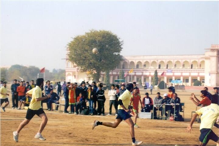 Shri Bhawani Niketan PG Boys College campus in Jaipur, Rajasthan, India — photo 6