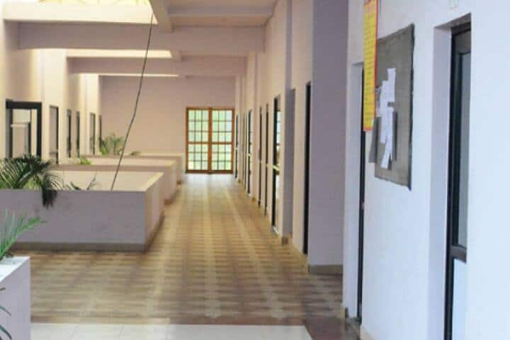Narayan College campus in Bareilly, Uttar Pradesh, India — photo 2