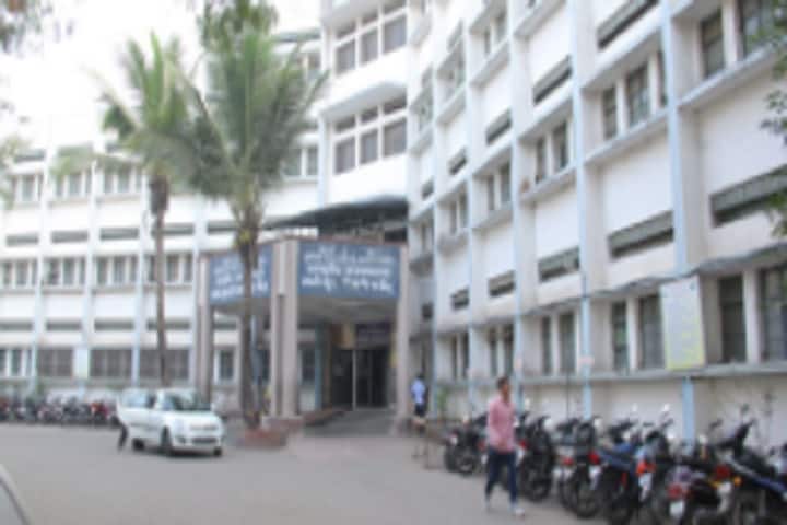 Sumatibhai Shah Ayurved Mahavidyalaya Malwadi campus in Pune, Maharashtra, India — photo 3