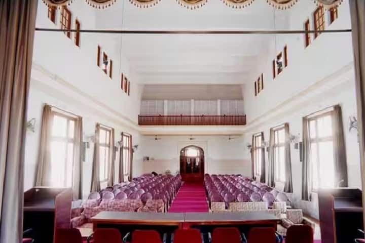 Shia Post Graduate College campus in Lucknow, Uttar Pradesh, India — photo 3
