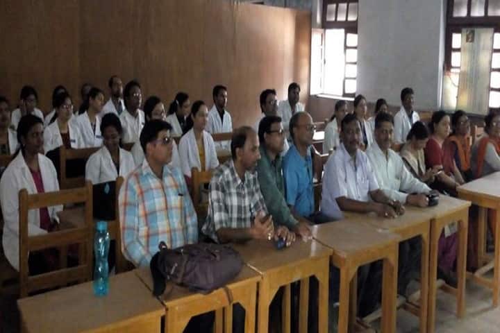 State Ayurvedic College and Hospital campus in Lucknow, Uttar Pradesh, India — photo 2
