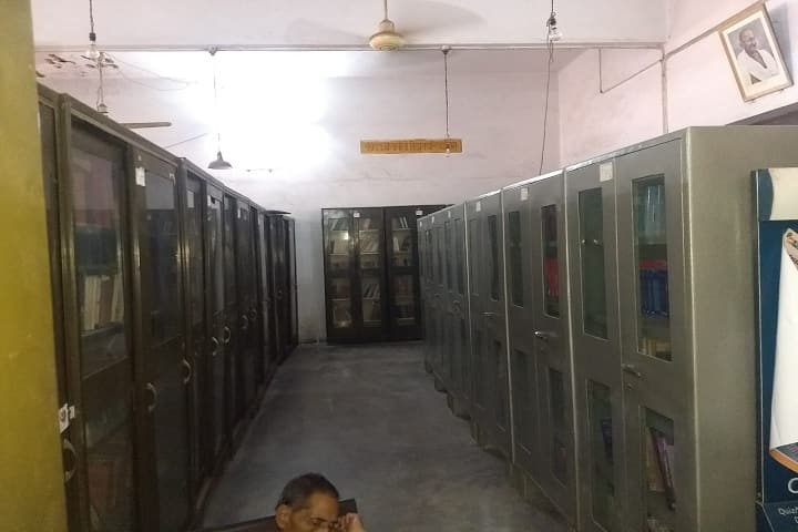 State Ayurvedic College and Hospital campus in Lucknow, Uttar Pradesh, India — photo 5