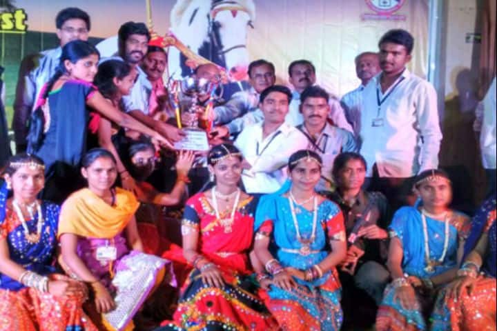 JE Society's Shri KA Lokapur Arts campus in Belgaum, Karnataka, India — photo 3