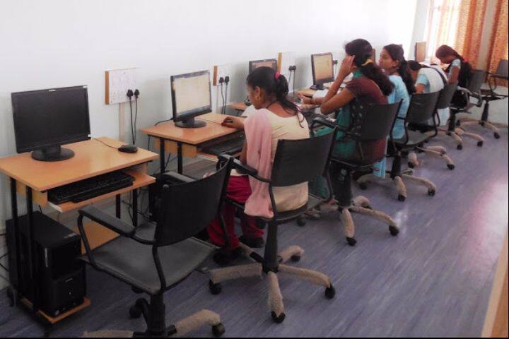 JE Society's Shri KA Lokapur Arts campus in Belgaum, Karnataka, India — photo 4