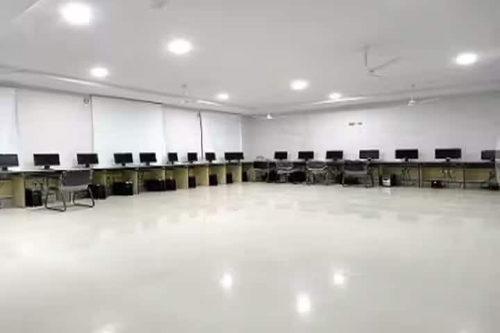CMR Engineering College campus in Hyderabad, Telangana, India — photo 6