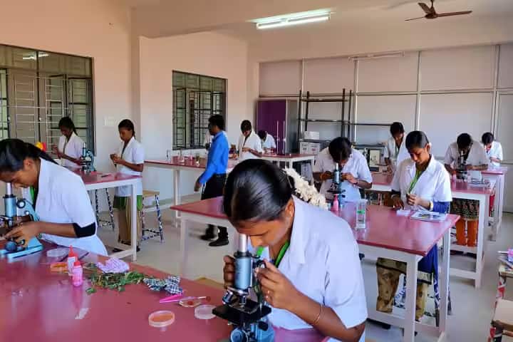 Gandhi College of Arts and Science for Women campus in Namakkal, Tamil Nadu, India — photo 3