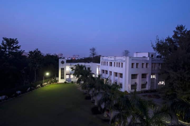 Jaipuria Institute of Management campus in Lucknow, Uttar Pradesh, India — photo 4