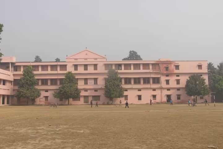 Shri Murli Manohar Town Post Graduate College campus in Ballia, Uttar Pradesh, India — photo 2