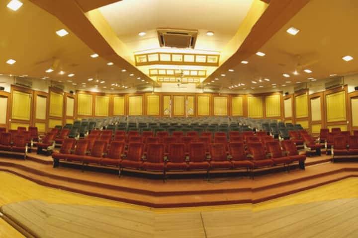 Dr DY Patil Vidya Pratishthan Societys Dr DY Patil Law College campus in Pimpri-Chinchwad, Maharashtra, India — photo 2