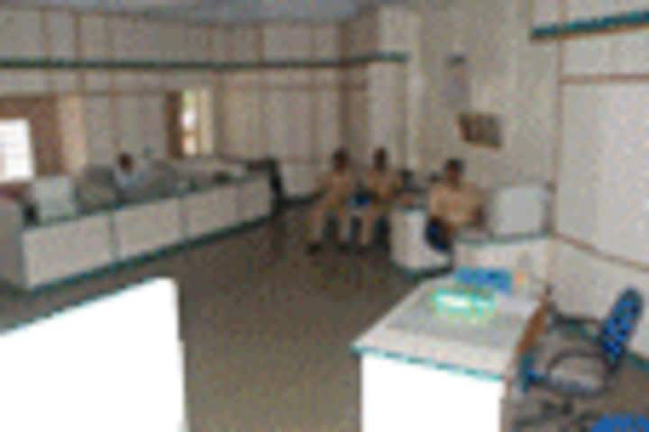 Tilak Ayurved Mahavidyalaya campus in Pune, Maharashtra, India — photo 2