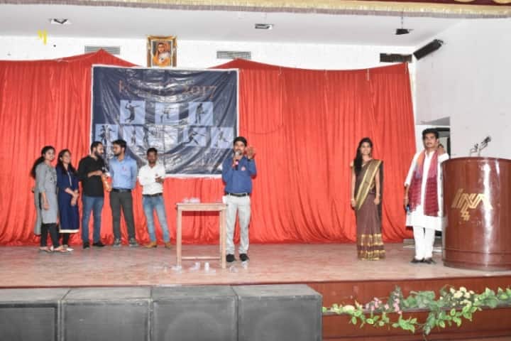 School of Pharmacy Devi Ahilya Vishwavidyalaya campus in Indore, Madhya Pradesh, India — photo 3